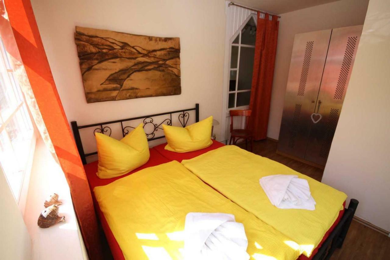 Strandvilla Rheingold - Ferienwohnung Miro Goehren  Ngoại thất bức ảnh
